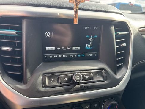 Used 2018 GMC Acadia SLE AWD/4WD image 14