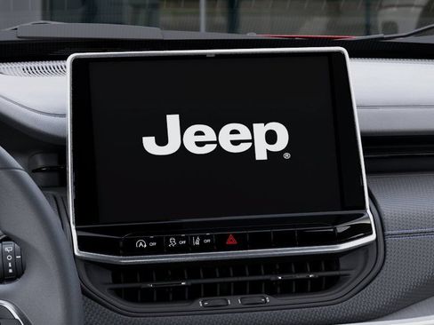 New 2026 Jeep Compass Latitude AWD/4WD image 18