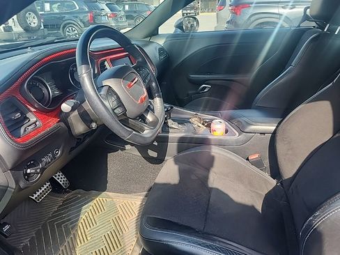 Used 2022 Dodge Challenger GT w/ Plus Package image 6