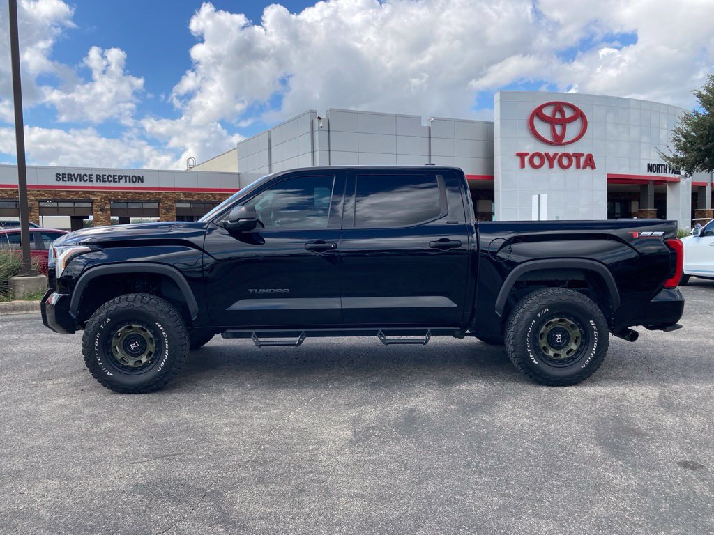 Used 2023 Toyota Tundra SR5 AWD/4WD image 7
