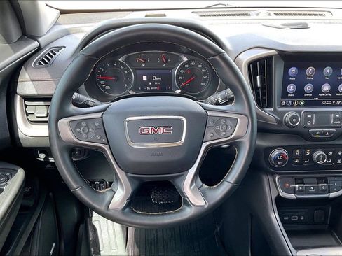 Used 2023 GMC Terrain AT4 w/ Infotainment Package II image 8