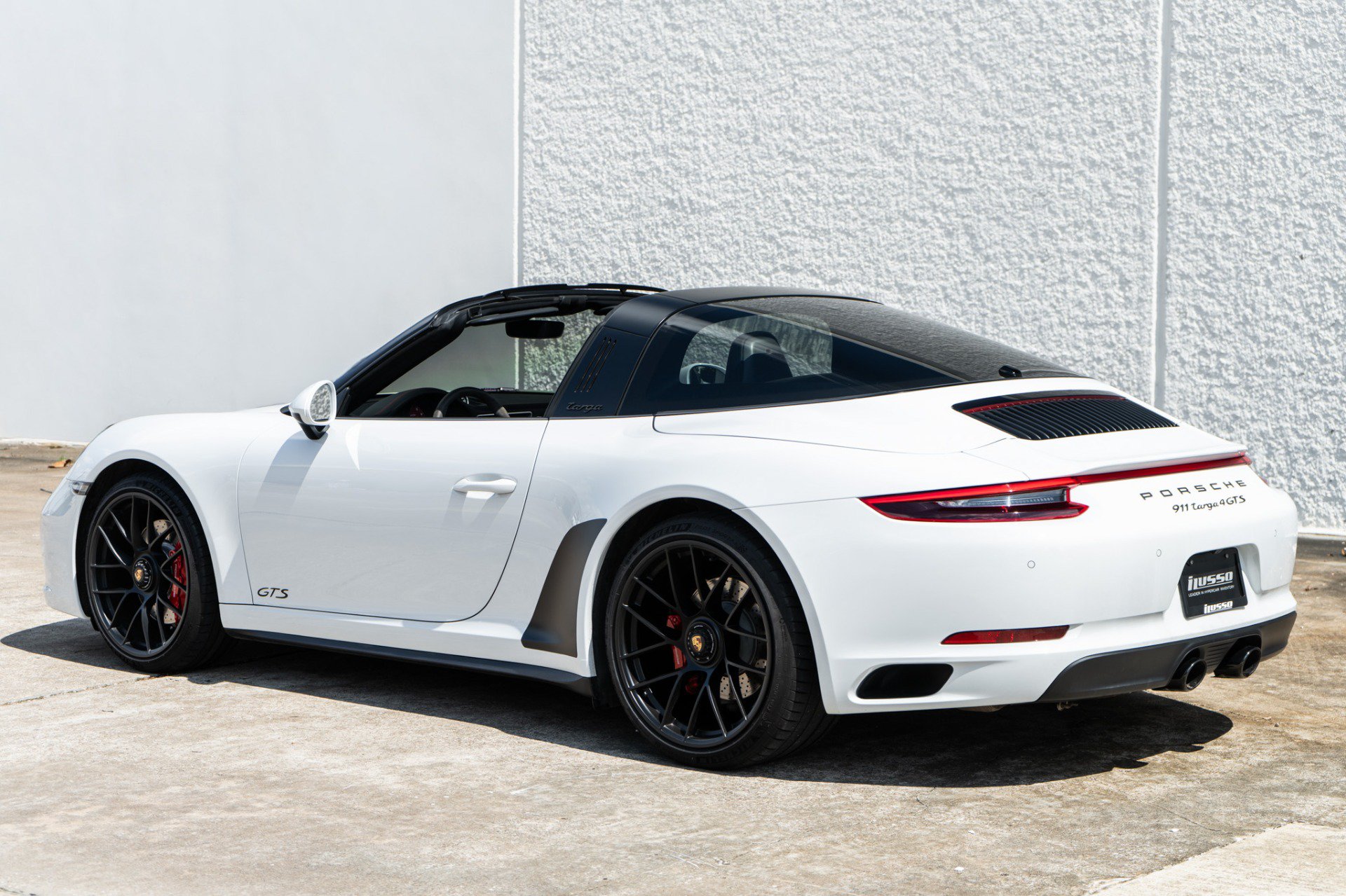 Used 2018 Porsche 911 Targa 4 GTS AWD/4WD image 16