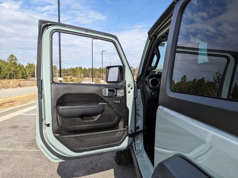 Used 2023 Jeep Wrangler Willys image 47