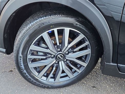 Used 2024 Nissan Kicks SV image 30