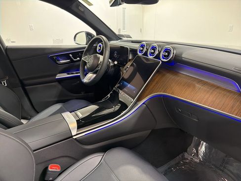 Used 2023 Mercedes-Benz GLC 300 GLC 300 image 24