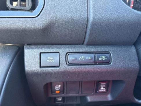 Used 2026 Nissan Frontier Pro-X w/ Pro-X Convenience Package RWD image 24