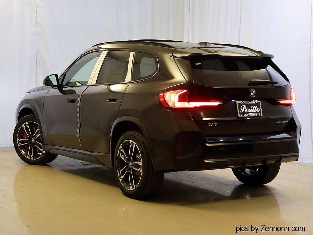 New 2027 BMW X1 xDrive28i AWD/4WD image 9