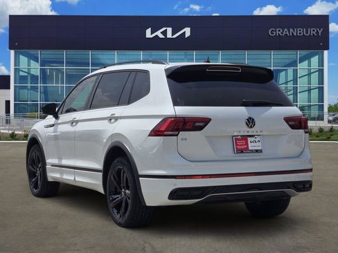 Used 2024 Volkswagen Tiguan SE R-Line FWD image 4