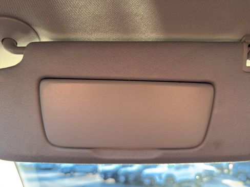 Certified 2022 Chevrolet Equinox LT image 24