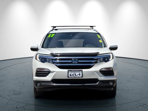Used 2017 Honda Pilot Elite image 9