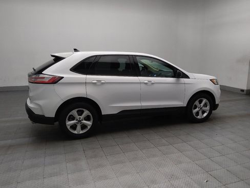 Used 2019 Ford Edge SE image 10