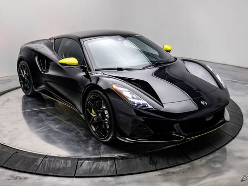 New 2026 Lotus Emira SE image 26