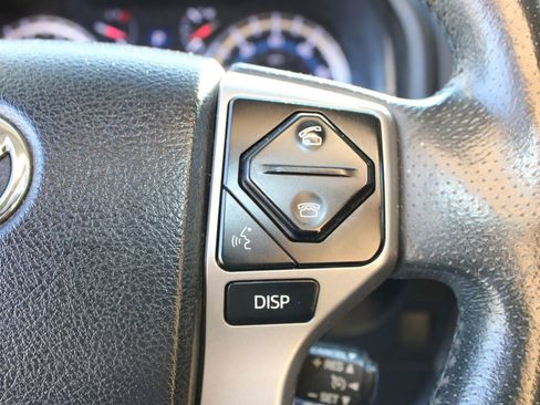 Used 2018 Toyota 4Runner SR5 image 21