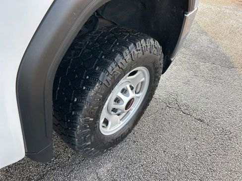 Used 2022 GMC Sierra 2500 Pro w/ X31 Off-Road Package image 19