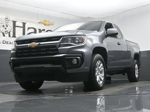 Used 2021 Chevrolet Colorado LT w/ LT Convenience Package RWD image 4