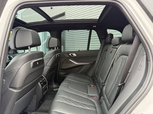 Used 2026 BMW X5 xDrive40i AWD/4WD image 23