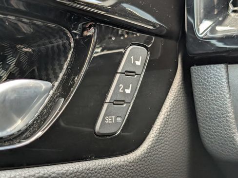 Used 2023 Honda CR-V Touring image 31