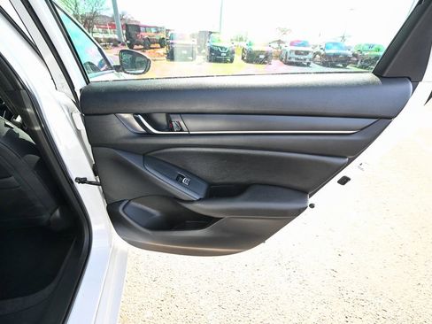 Used 2020 Honda Accord Sport image 28