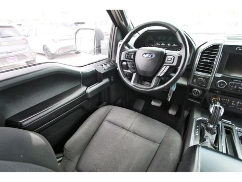 Used 2018 Ford F150 XLT w/ Equipment Group 302A Luxury AWD/4WD image 11