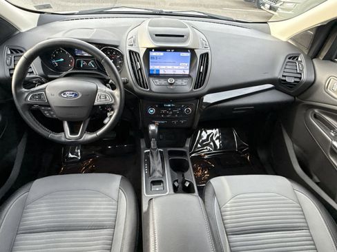Used 2018 Ford Escape SE w/ SE Sport Appearance Package image 22
