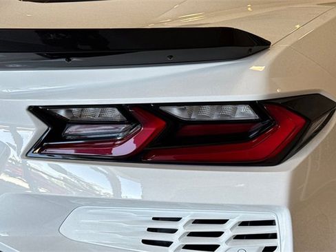 New 2025 Chevrolet Corvette E-Ray w/ Battery Protection Package image 40