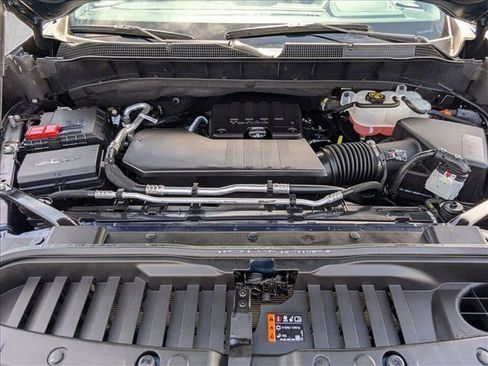 Used 2023 Chevrolet Silverado 1500 LT AWD/4WD image 22