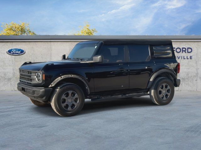 Used 2022 Ford Bronco 4-Door AWD/4WD image 4