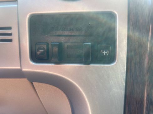 Used 2013 Ford F150 Lariat w/ Luxury Equipment Group AWD/4WD image 28