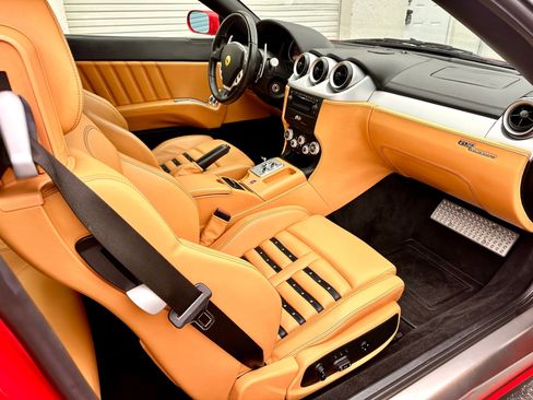 Used 2005 Ferrari 612 Scaglietti image 31