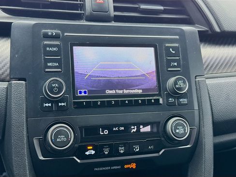 Used 2019 Honda Civic Sport image 10