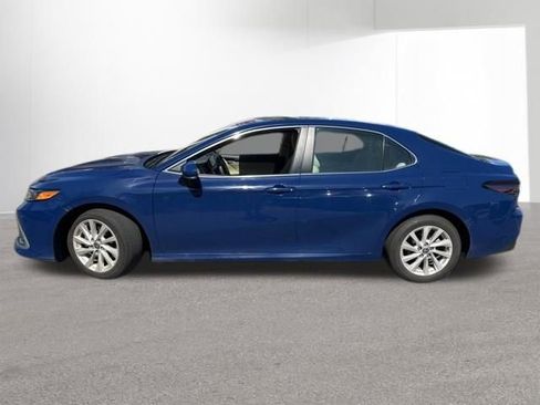 Used 2024 Toyota Camry LE FWD image 4
