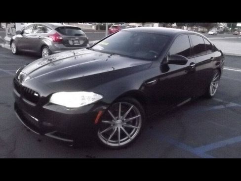 Used 2013 BMW M5 RWD image 9