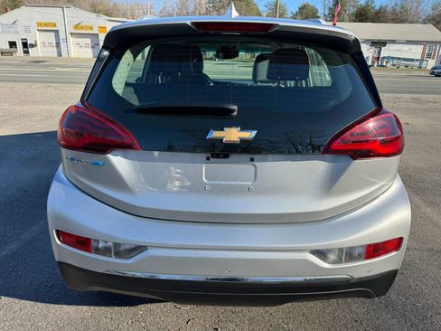 Used 2017 Chevrolet Bolt Premier w/ Driver Confidence II Package image 7