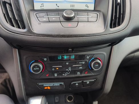 Used 2018 Ford Escape SEL FWD image 10
