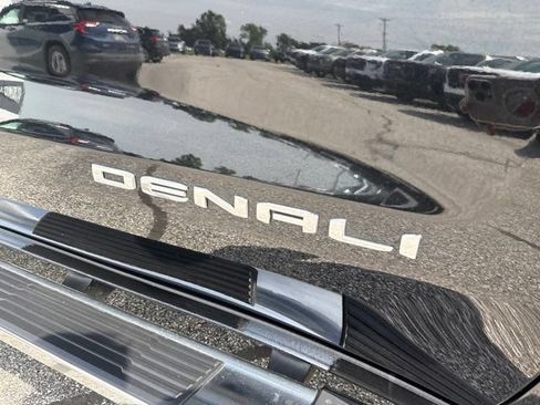 Certified 2024 GMC Sierra 1500 Denali w/ Technology Package AWD/4WD image 11