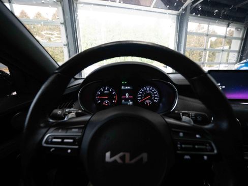 Used 2023 Kia Stinger GT-Line w/ Sun & Sound Package image 15