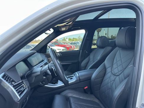 Used 2023 BMW X5 sDrive40i w/ Premium Package RWD image 9