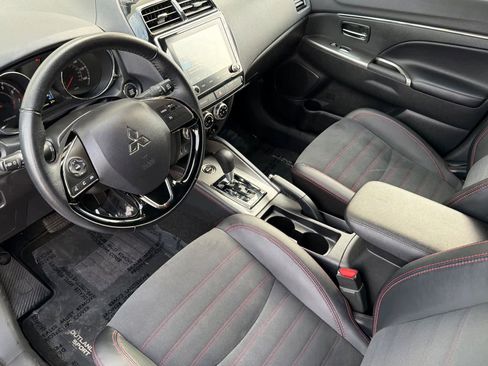 Used 2024 Mitsubishi Outlander Sport SE image 13