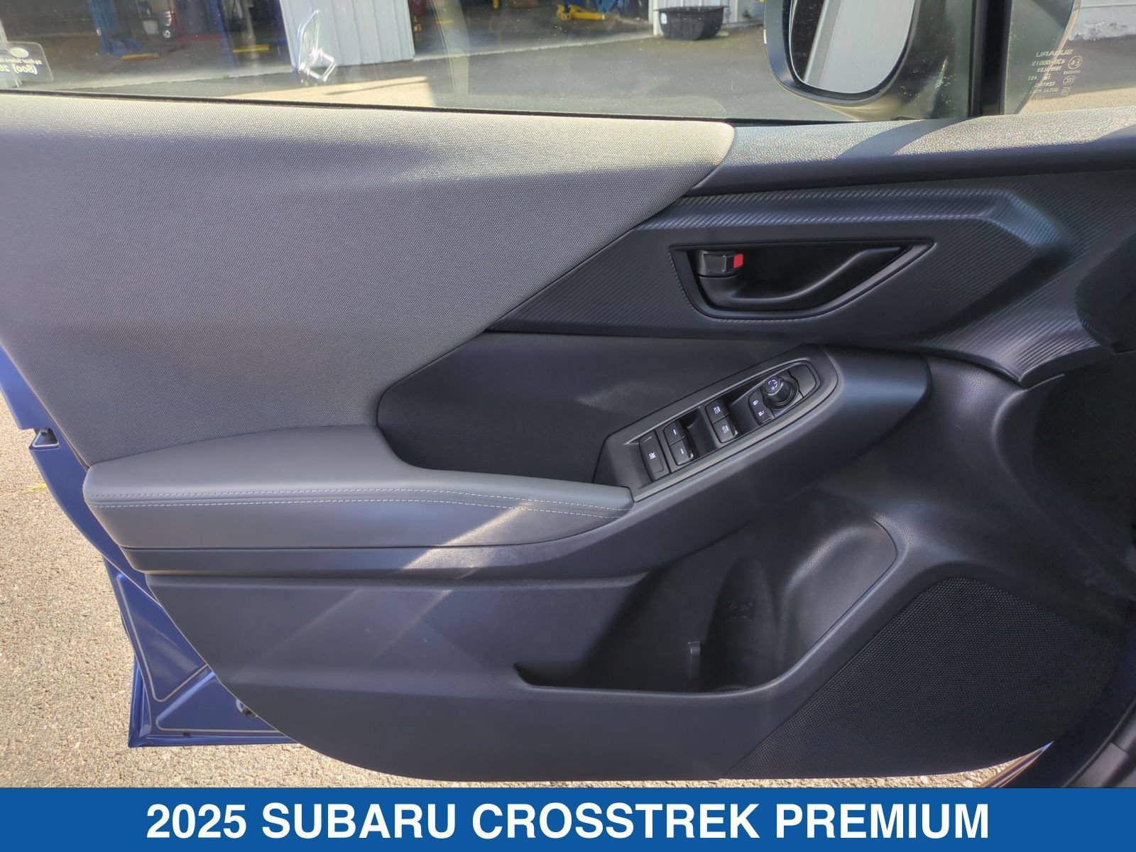 Certified 2025 Subaru Crosstrek 2.5i Premium AWD/4WD image 12