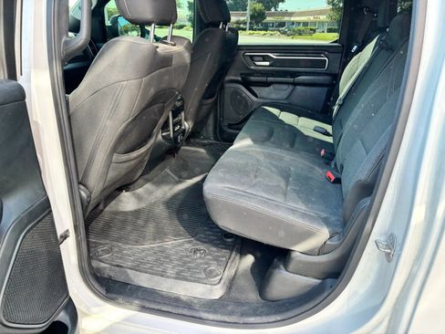 Used 2019 RAM 1500 Big Horn AWD/4WD image 16