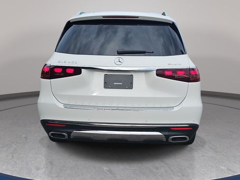 Certified 2026 Mercedes-Benz GLS 450 4MATIC image 7