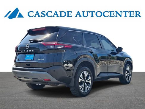 Used 2022 Nissan Rogue SV AWD/4WD image 5