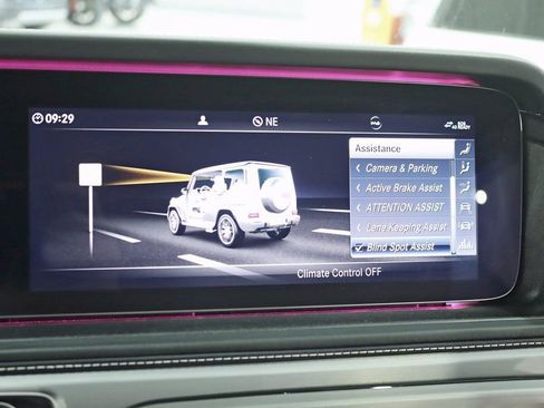 Used 2024 Mercedes-Benz G 63 AMG 4MATIC image 30