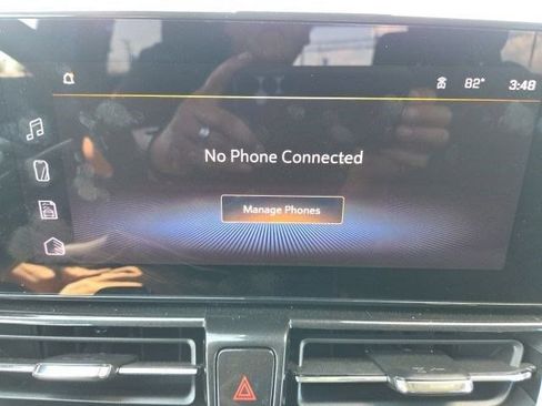 Used 2025 Chevrolet TrailBlazer LT FWD image 24