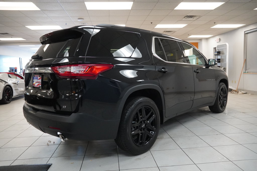 Used 2021 Chevrolet Traverse LT FWD image 18