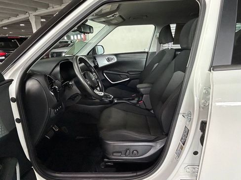 Used 2023 Kia Soul S image 15
