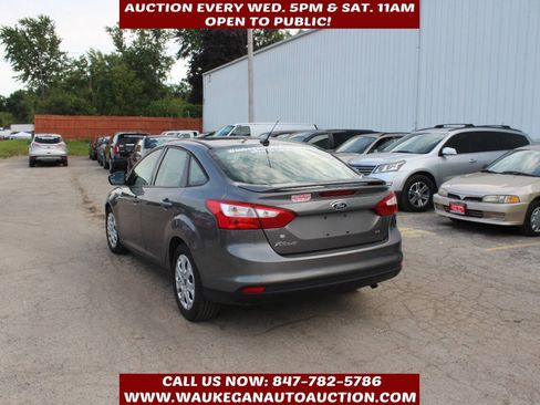 Used 2012 Ford Focus SE FWD image 6