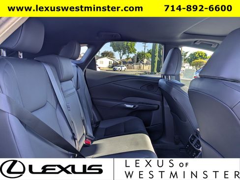 Used 2025 Lexus RX 350 Premium image 7