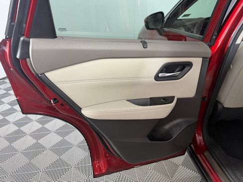 Used 2023 Nissan Rogue SL w/ SL Premium Package FWD image 26