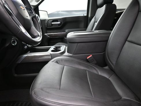 Used 2019 Chevrolet Silverado 1500 LTZ w/ LTZ Plus Package image 13